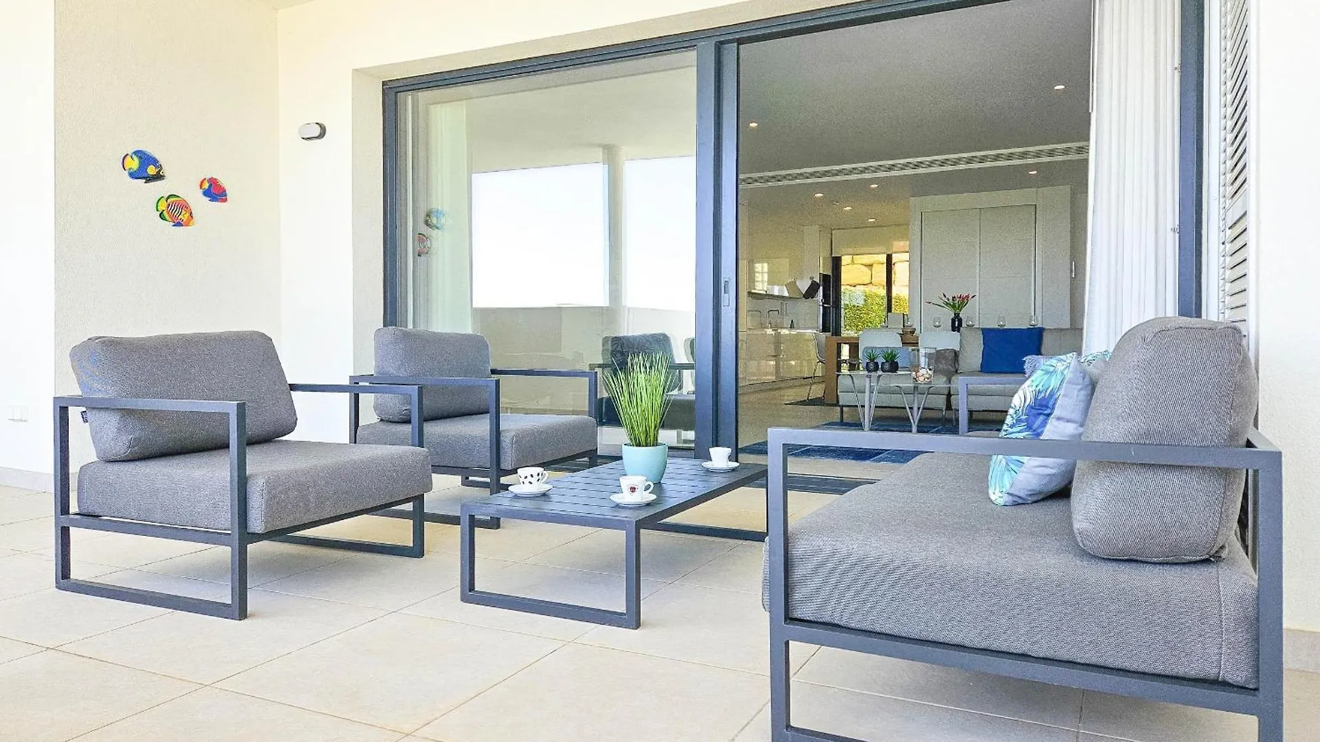 Modern 2 Bed Ground Floor Apartment Finca Cortesin Estepona